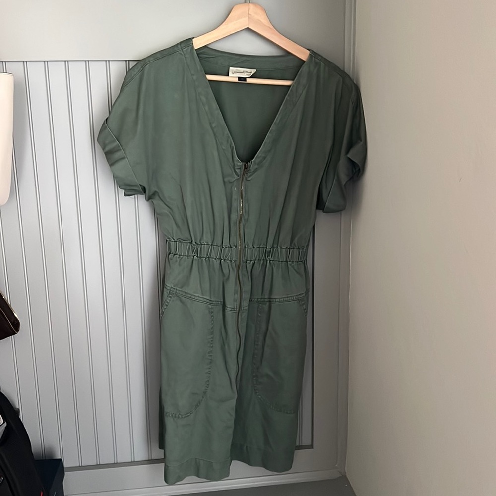 Universal Thread Green Zipper Dress